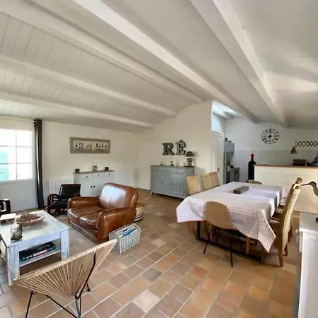 Charmante Maison Avec Jacuzzi. * La Flotte